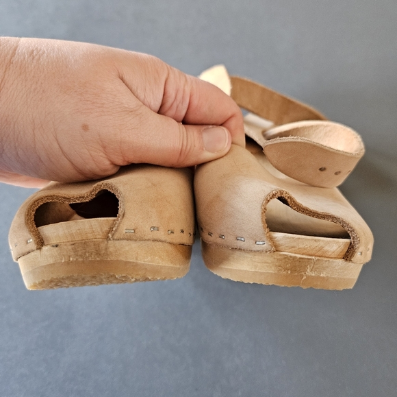 ***SOLD*** BRYR Miranda Peep Toe Mid Heel Clogs in Bone sz EU 35 / US 4.5-5 - Picture 3 of 11